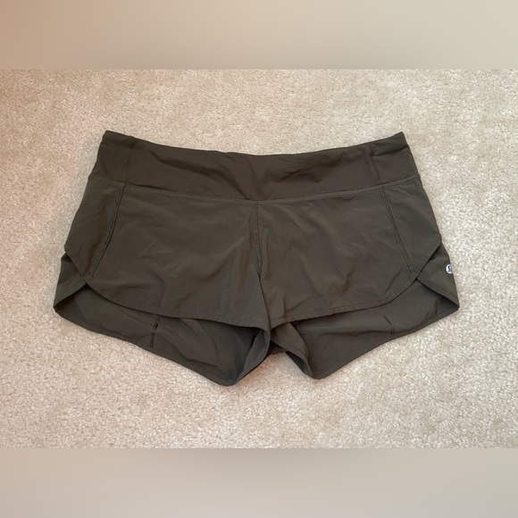 lululemon athletica Pants - Lululemon Athletica Green Shorts - Size: 10